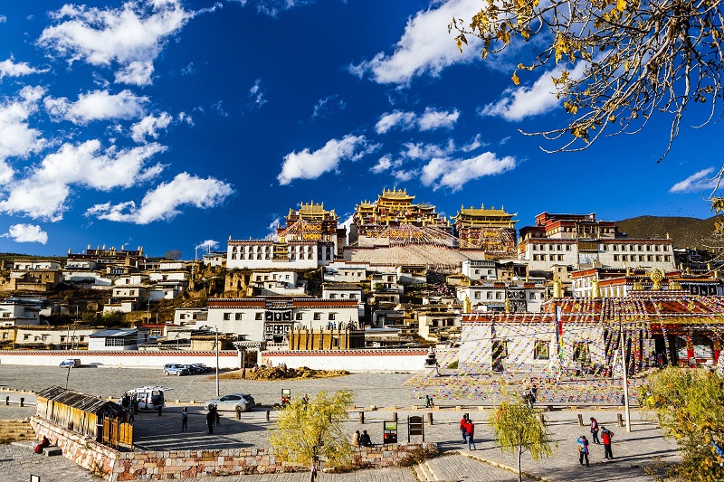 Tour Trung Quốc 5N4Đ Hà Nội - Cát Bi - Lệ Giang - Shangrila